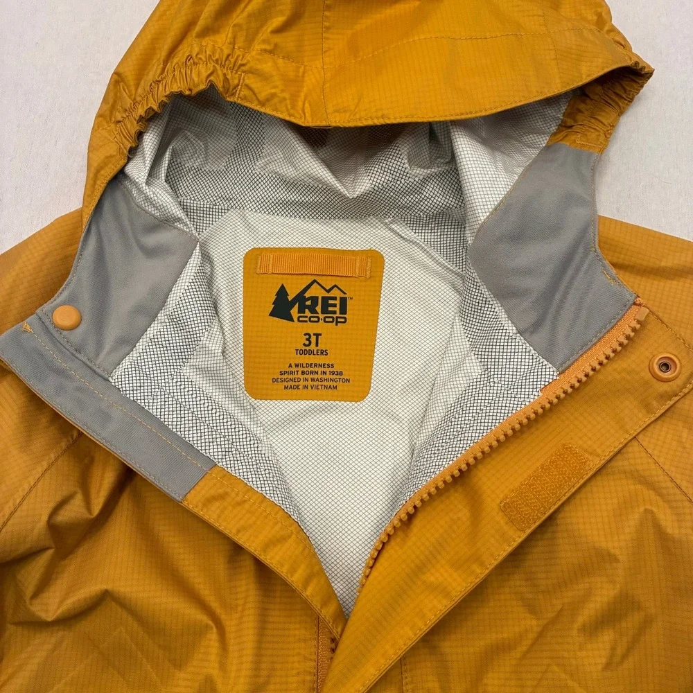 REI Co-op Rainier Rain Jacket Toddler 3T Mustard Yellow Waterproof Hooded Shell
